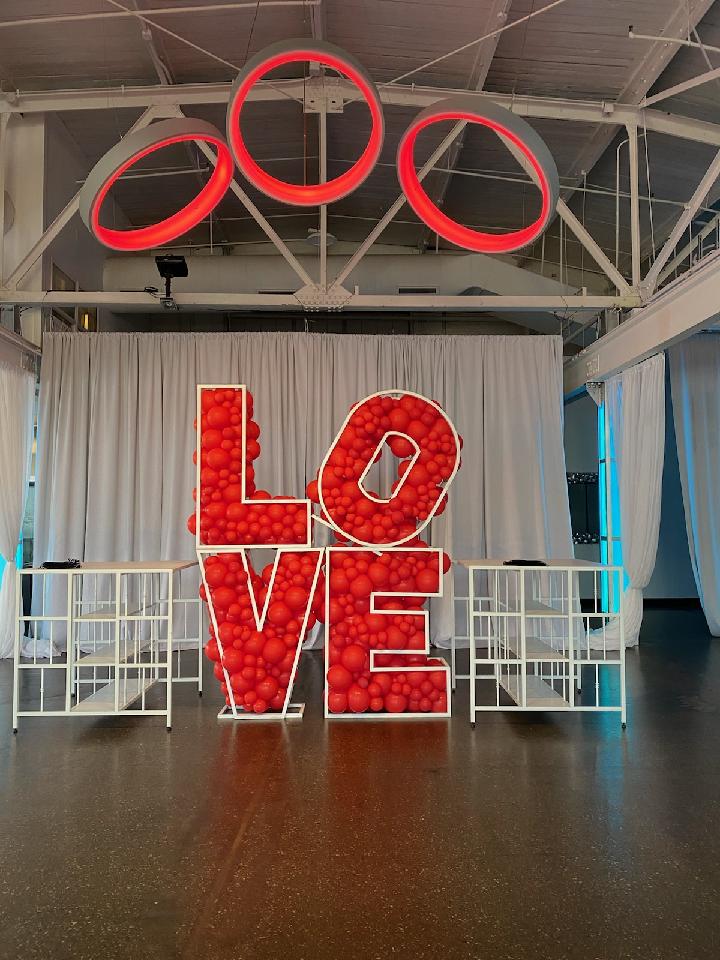 large LOVE balloon letters